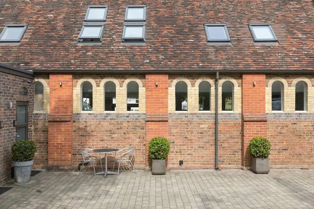 The Loft Apartment Faygate